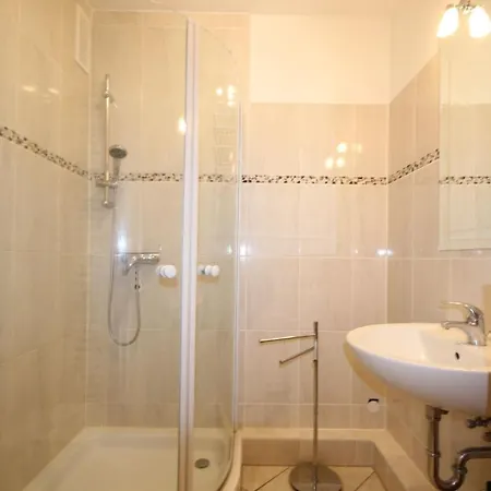 Bumann 63-2 Apartment